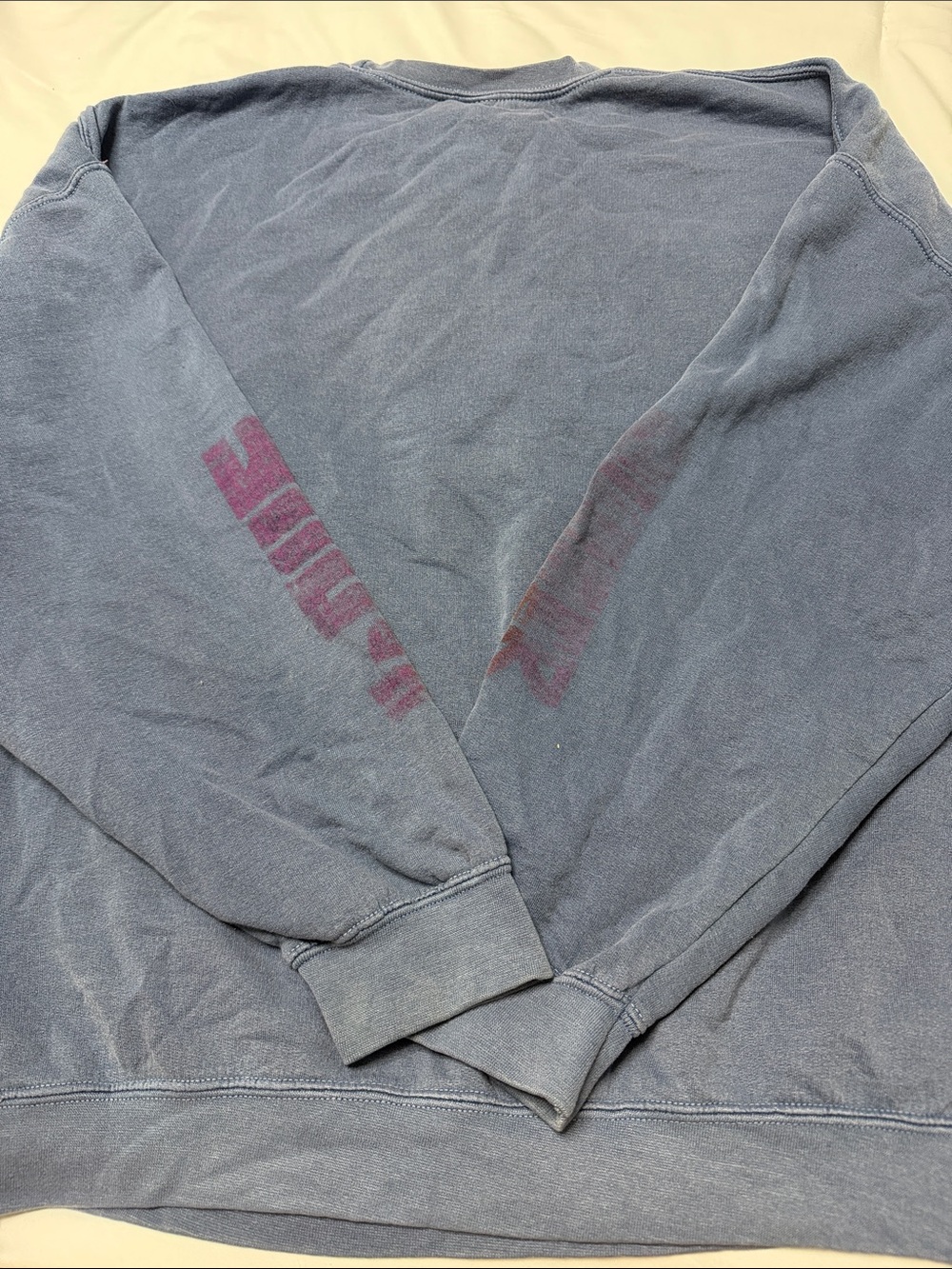 Urban Outfitter’s Women’s Jefferson Airplane White Rabbit Slouchy Fit Sweatshirt - Picture 3 of 4
